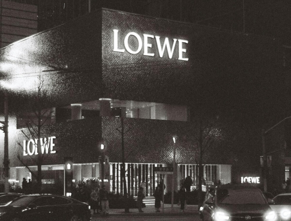 LOEWEのブティック